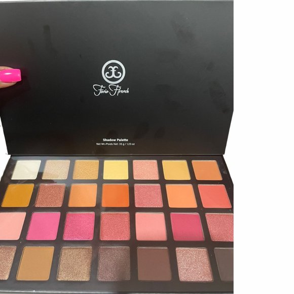 Fania Ffrench - Shadow Palette - Aurora - Picture 2 of 8